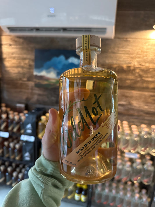Apple Cinnamon Liqueur (750ml)