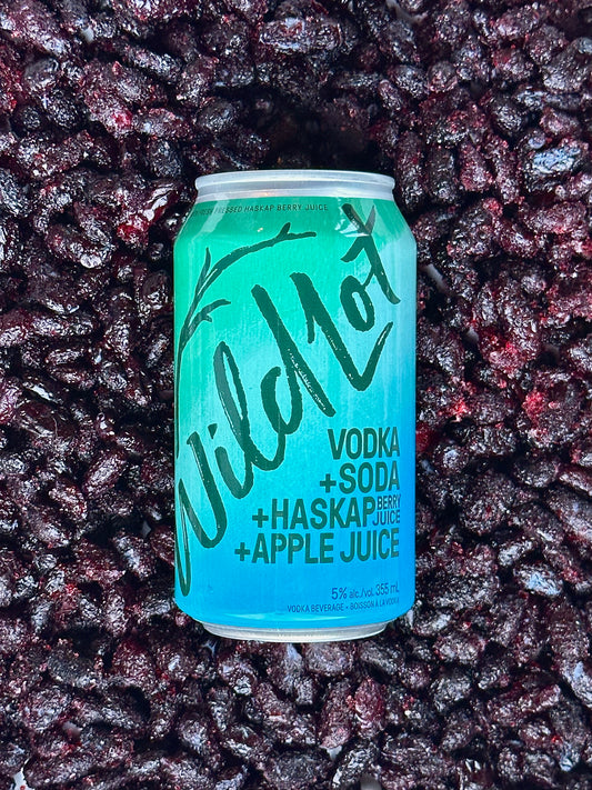 Vodka+Soda+Haskap Berry & Apple Juice